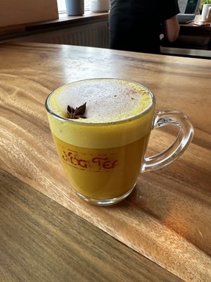 😋😋😋😋  at Dandelion Cafe in Saltaire