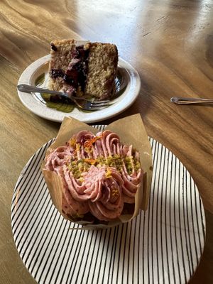 😋😋😋😋😋  at Dandelion Cafe in Saltaire