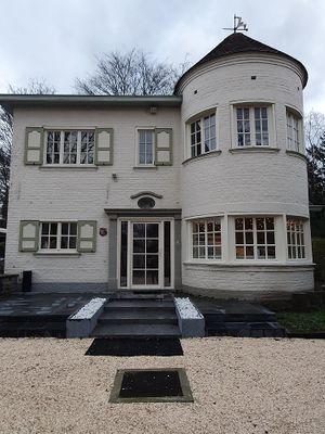 front of where we picked up the menu (where the restaurant will be) at Amaranth in Merelbeke