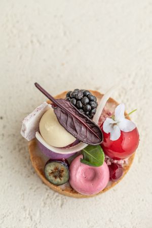 Amaranth - vegan fruit pie 'revisited' at Amaranth in Merelbeke