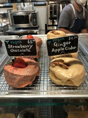 Strawberry chocolate & ginger apple cider at Good Town Doughnuts in Costa Mesa