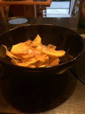 Complementary snacks at El Shamuskia'o in Havana