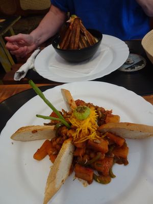 2 of the vegan options at El Shamuskia'o in Havana