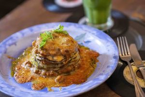 Lasagna de vegetales con capas de berenjenas at El Shamuskia'o in Havana