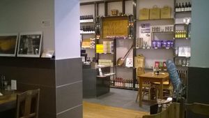 the restaurant room at The Mexican Standoff - Pop-up in Paris