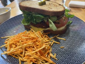 Vegan and gluten-free Burger Libanesa  at TS  A Casa in Santiago De Compostela