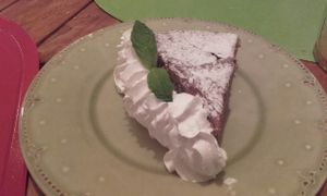 Tarta vegana de lima, albahaca y nata at TS  A Casa in Santiago De Compostela