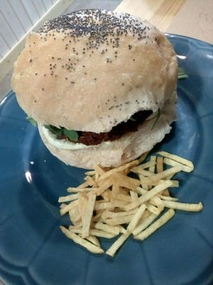 incredibly good vegan burger at TS  A Casa in Santiago De Compostela