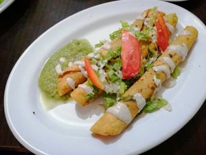 Flautas at VEGuerrero in Mexico City