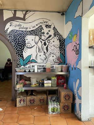 Painting at VEGuerrero in Mexico City