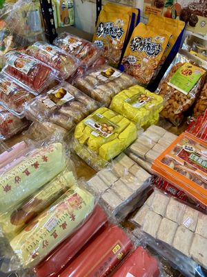 Snacks  at Yisin - Indah in Johor Bahru
