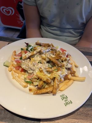 Vegan Kapsalon  at Grandtaria Friet van Piet in Groningen