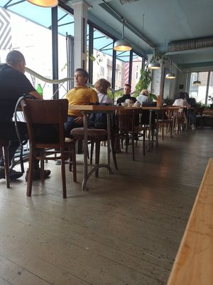 The atmosphere at Mox in Moscow