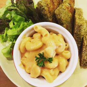 Kids vegan mac and cheese (adult portion available too) at Steps in Bangkok
