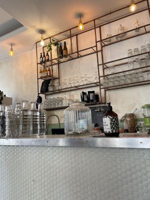 Bar  at L'Abattoir Vegetal - Guisarde in Paris