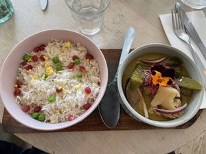 Green curry 🍛   at L'Abattoir Vegetal - Guisarde in Paris