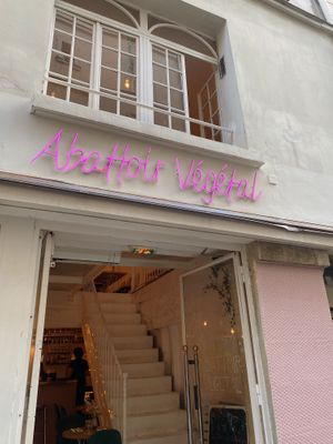   at L'Abattoir Vegetal - Guisarde in Paris