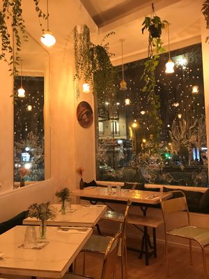 The ambience at L'Abattoir Vegetal - Guisarde in Paris