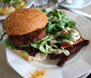 Funky Burger at L'Abattoir Vegetal - Guisarde in Paris