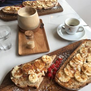 banana toast at L'Abattoir Vegetal - Guisarde in Paris
