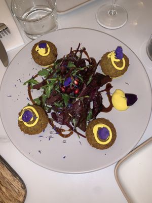 Falafel at L'Abattoir Vegetal - Guisarde in Paris