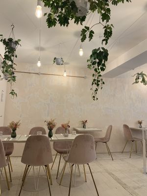 Photogenic place at L'Abattoir Vegetal - Guisarde in Paris