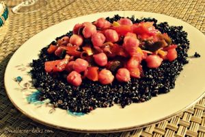 the delicious quinoa-chickpea-salad at La Negra Criolla in Mallorca