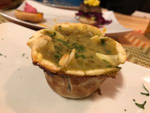 Hojaldre de lentejas al curry at La Negra Criolla in Mallorca