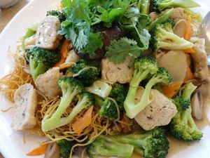 crispy noodle with assorted vegetables  at ThaiPan Restaurant in East Singapore