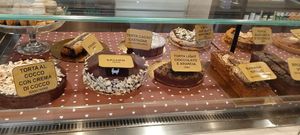 Vetrina delle torte at Biosapori in Lancenigo