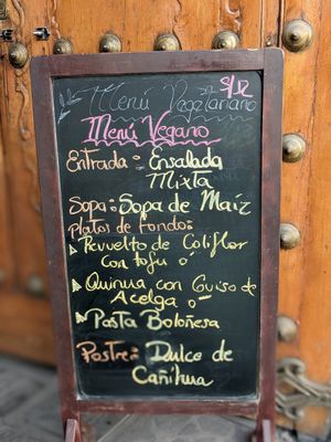  at Omphalos in Arequipa