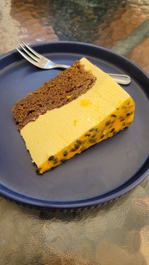 Maracuja Cake at Omphalos in Arequipa