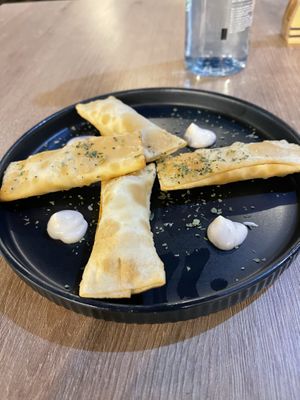 Vegan won tons   at Omphalos in Arequipa