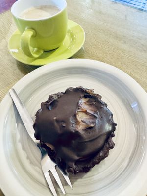 Tartaleta de chocolate  at Omphalos in Arequipa