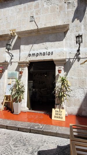  at Omphalos in Arequipa