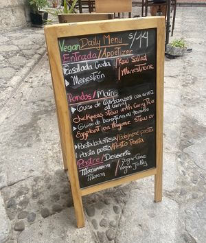   at Omphalos in Arequipa