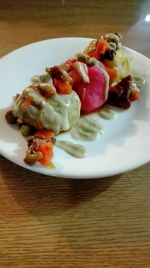 Bolicausas tricolor at Omphalos in Arequipa