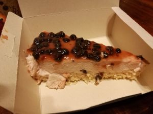 Blueberries cake at Omphalos in Arequipa