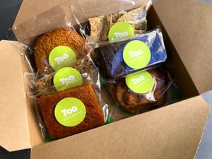 Vegan healthy snacks at TOO Naturally Healthy Food - Principe Real in Lisbon