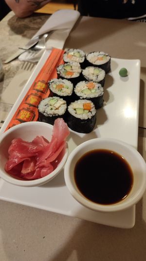 Sushi vegan 🍣 at Haiku in Palermo