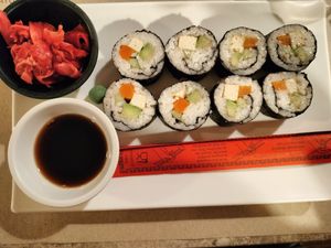 Sushi vegano at Haiku in Palermo