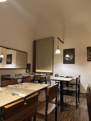 Salle intérieure   at Haiku in Palermo