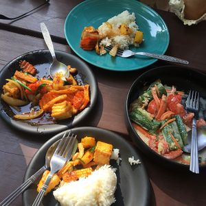 crushed cucumber salad and stir fried tofu cashew veg at Cuckoo's Nest in Ao Nang