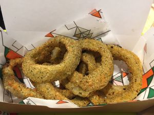 New onion rings are amazing! Best I’ve ever had  at La Trocadero in Barcelona