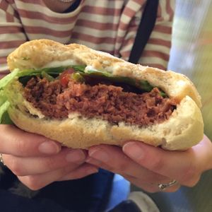 Beyond Meat Impossible Burger at La Trocadero in Barcelona