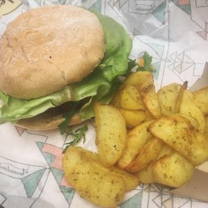 Burger and patatas at La Trocadero in Barcelona
