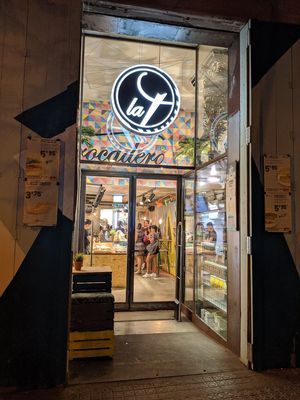 enteancw at La Trocadero in Barcelona