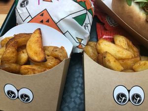 Chips at La Trocadero in Barcelona