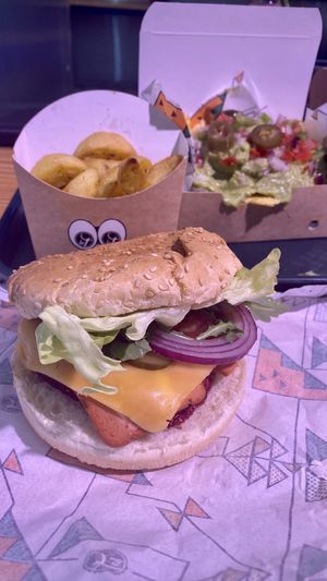 LT Classic with Nachos at La Trocadero in Barcelona