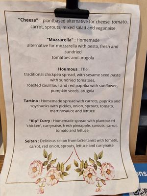 The different toppings at Mie Vie in Ghent